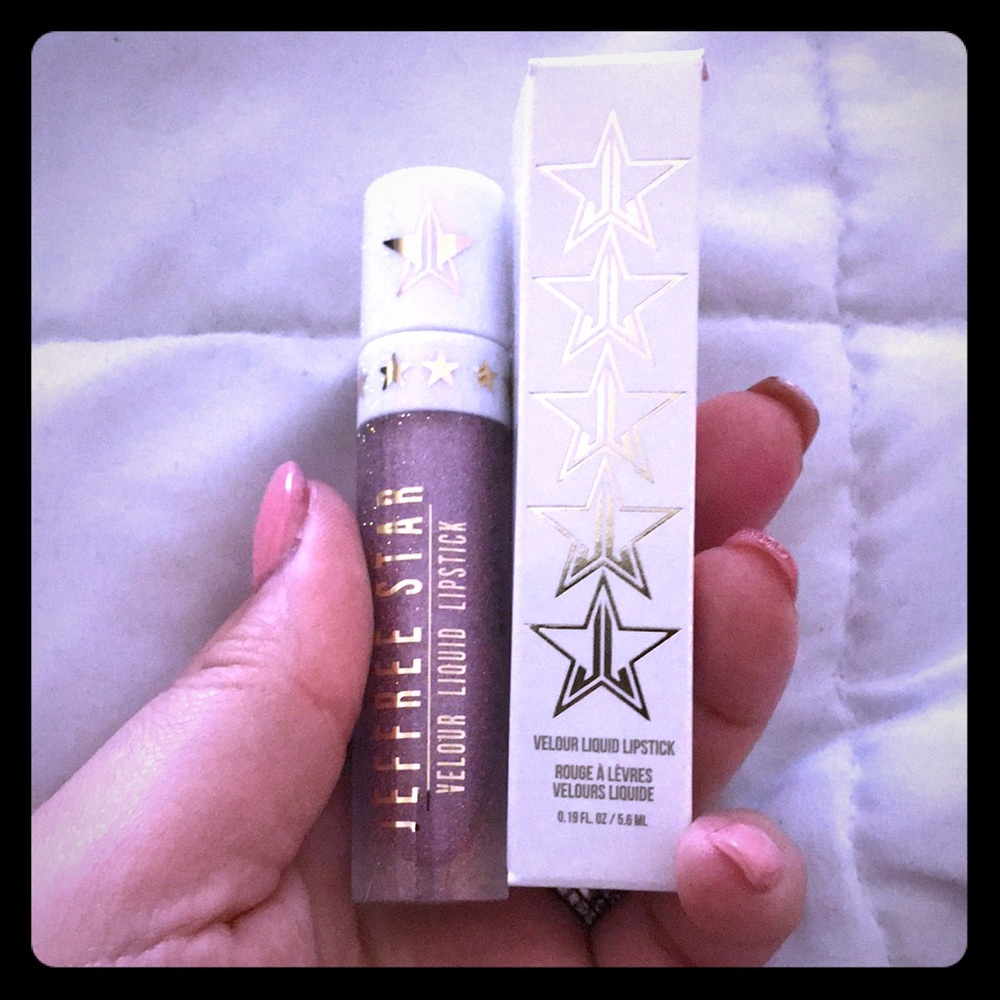 Brand New Jeffree Star Liquid Lipstick - Clout
